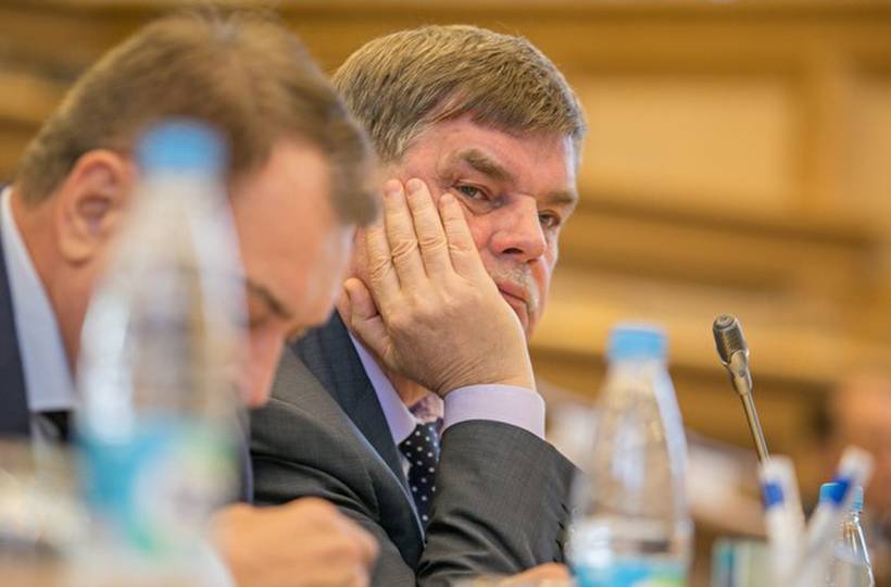 Популярный в Тюмене бизнесмен и депутат попал под «банковский пресс» Популярный в Тюмене бизнесмен и депутат попал под «банковский пресс»