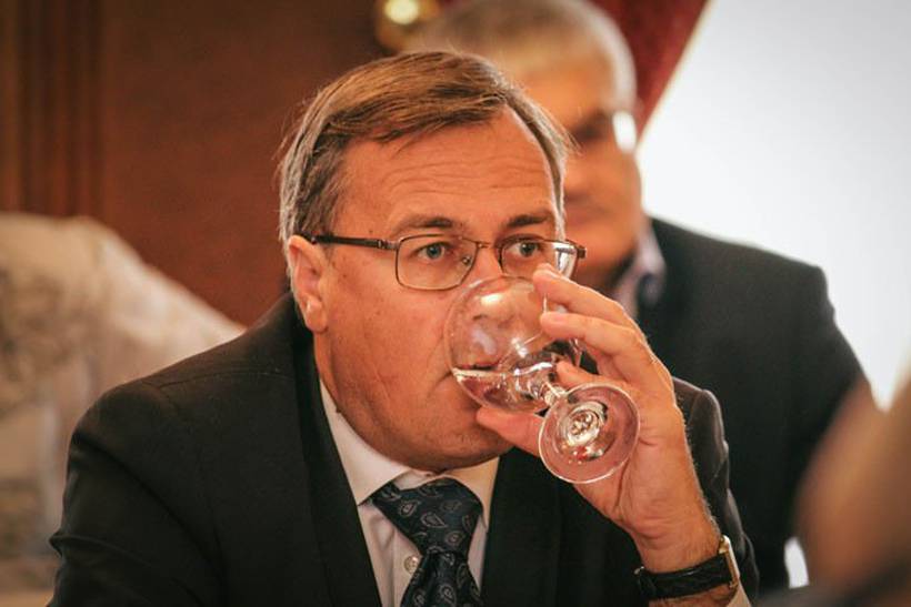 Суд признал требования Сбербанка по отношению к совладельцу «Сибмоста» законными Суд признал требования Сбербанка по отношению к совладельцу «Сибмоста» законными
